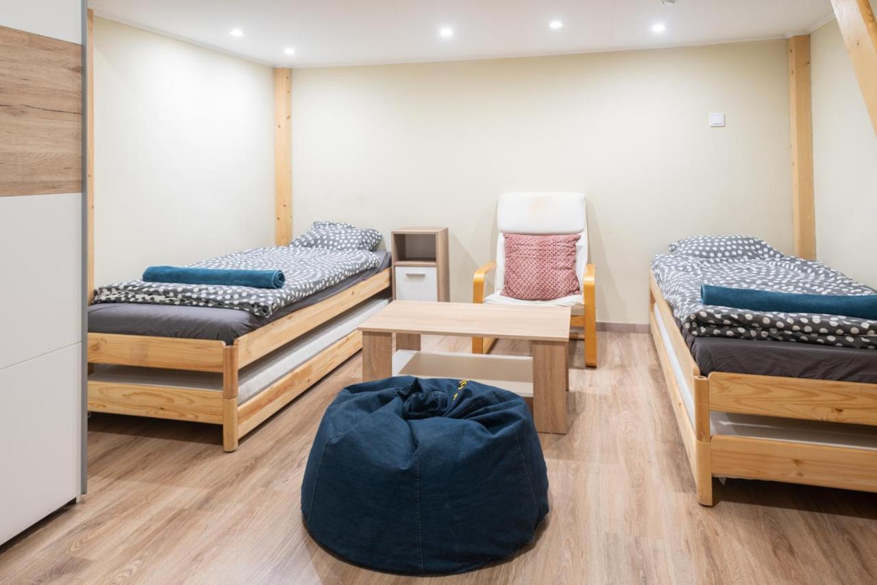 Cozy & Quiet Apartment Near Kiraly Street Free Parking, Ac, Perfect For 4 Guests! ブダペスト エクステリア 写真